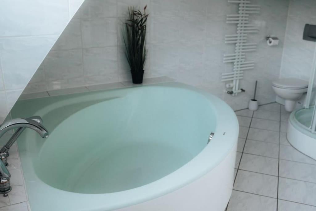 רוסטוק Lieblingsapartment No.12 Fuer Bis Zu 6 Gaeste מראה חיצוני תמונה
